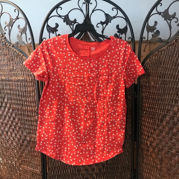 GAP Tops - Gap floral easy tee